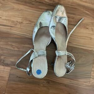 Leather silver super soft shoes/ offers welcome